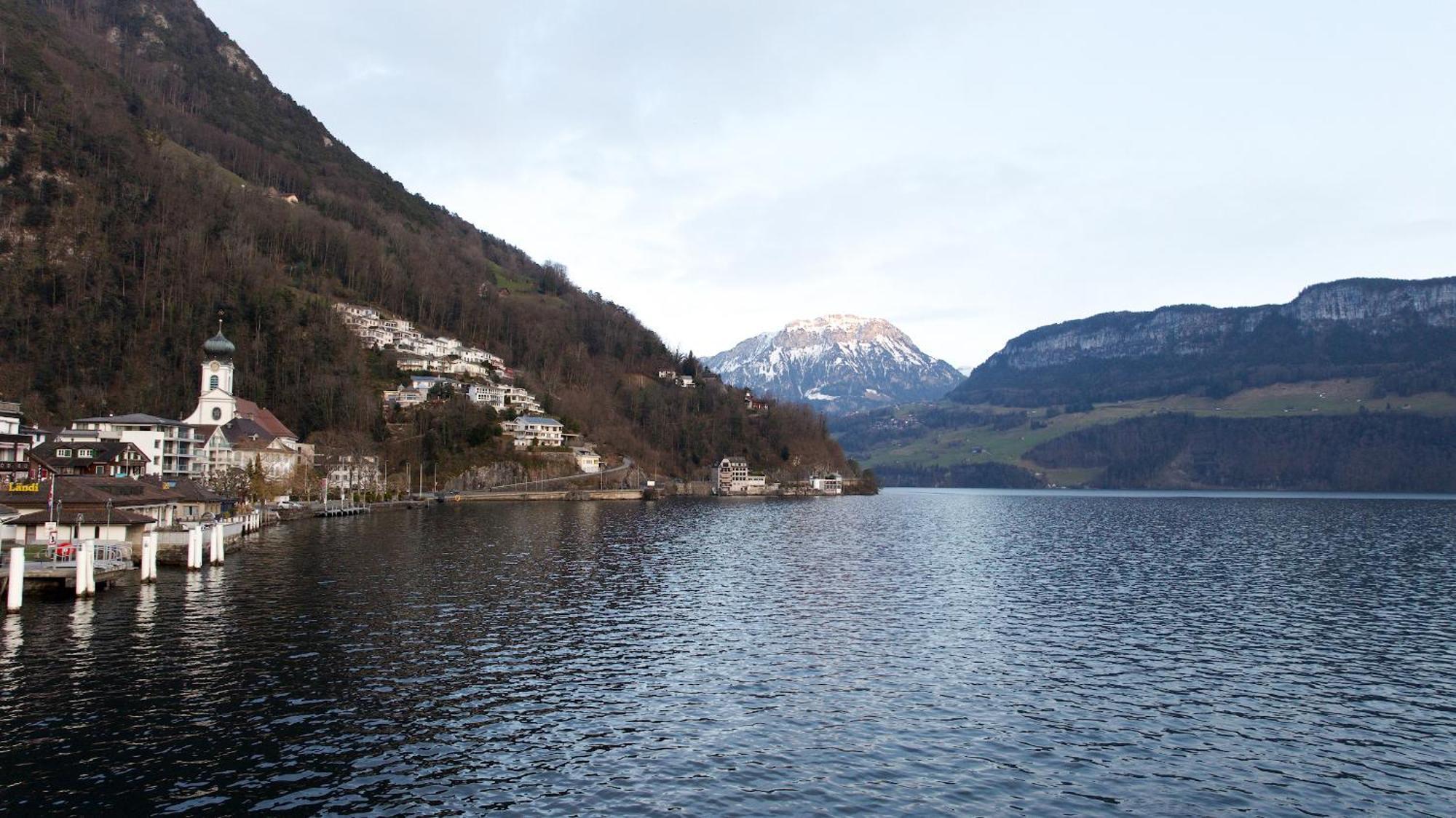 Seehotel Schwert Gersau Buitenkant foto