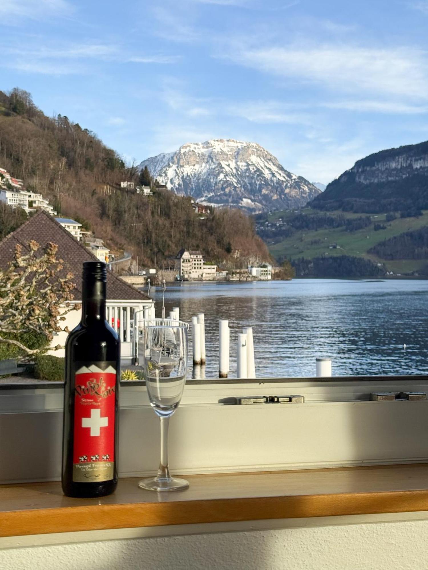 Seehotel Schwert Gersau Buitenkant foto